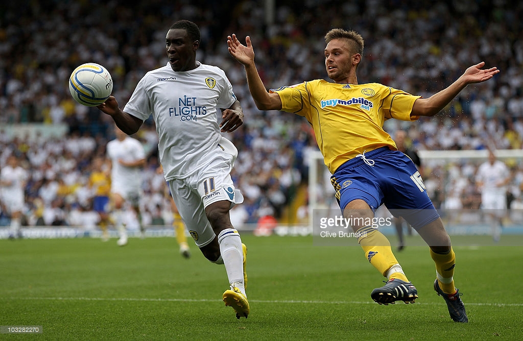 Soi kèo Derby County - Leeds