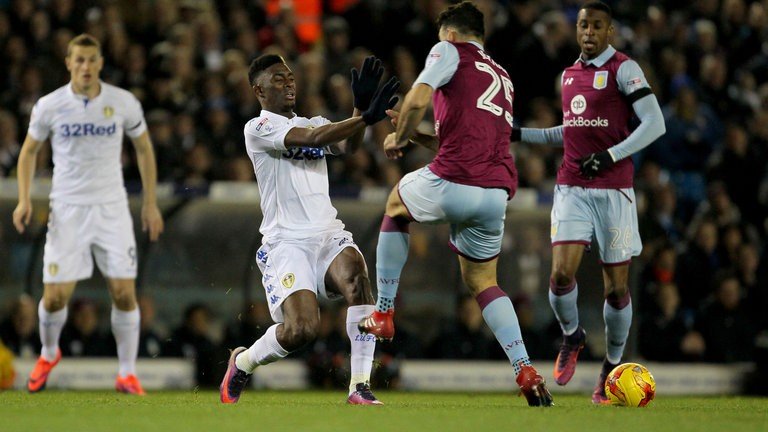 Soi kèo Aston Villa – Leeds