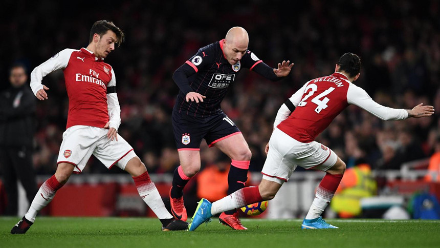 Soi kèo Huddersfield – Arsenal