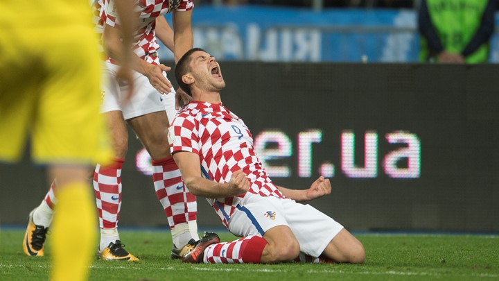 Soi kèo World Cup hiệp 1 Croatia - Đan Mạch