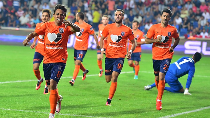 Soi kèo Istanbul Basaksehir – Eibar