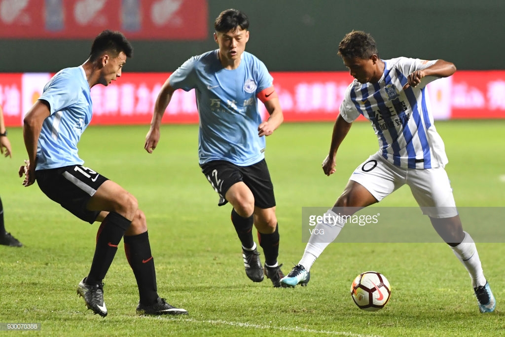 Soi kèo Dalian Yifang - Guangzhou R&F