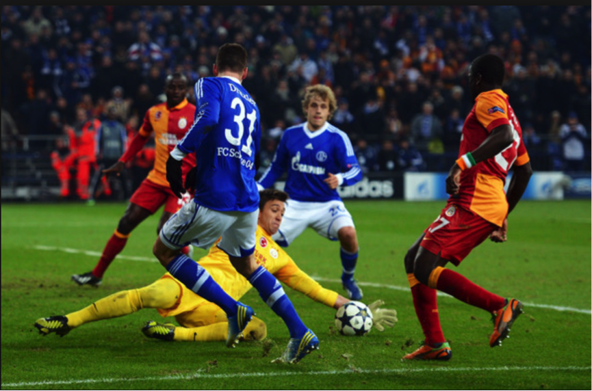 Soi kèo Schalke - Galatasaray