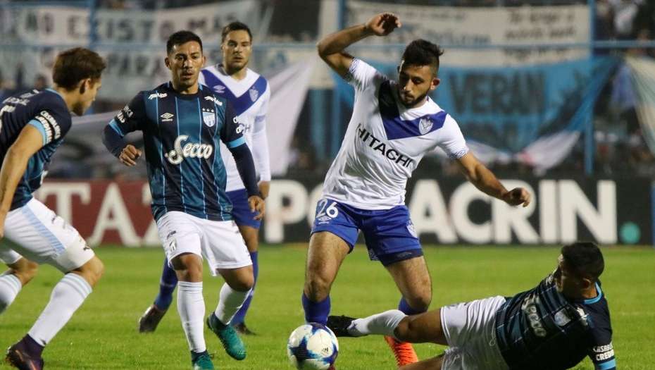 Soi kèo Tucuman - Velez Sarsfield