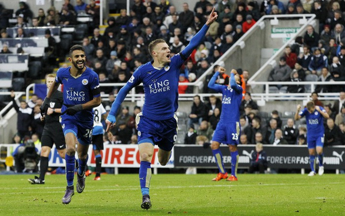 Soi kèo Leicester – Leeds, 1h45 ngày 25/10