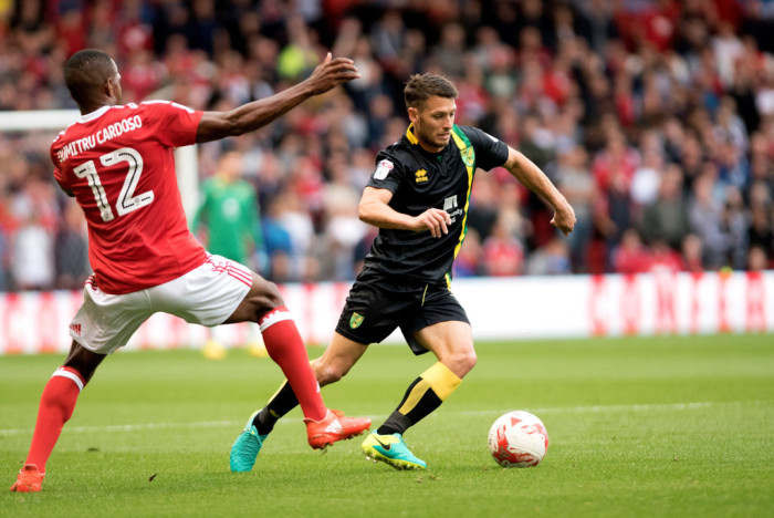 Soi kèo Nottingham Forest - Norwich, 2h45 ngày 22/11