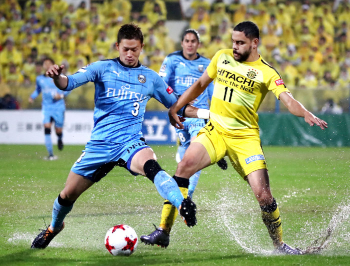 Soi kèo Kawasaki - Sanfrecce, 14h00 ngày 31/3