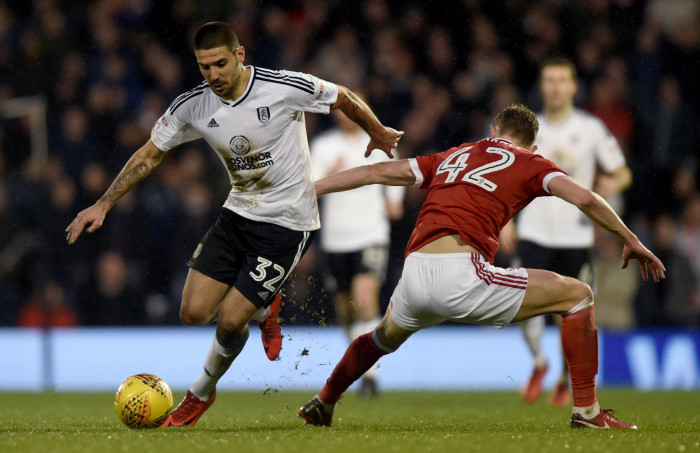 Soi kèo Fulham - Reading, 01h45 ngày 11/4