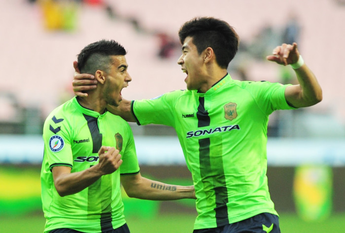 Soi kèo Jeonbuk Motors - Jeonnam Dragons, 14h00 ngày 14/4