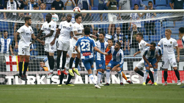 Soi kèo Valencia – Espanyol, 22h15 ngày 17/2