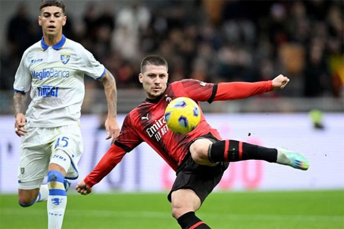 Soi kèo, dự đoán Frosinone vs Milan, 00h00 ngày 4/2 - VĐQG Ý