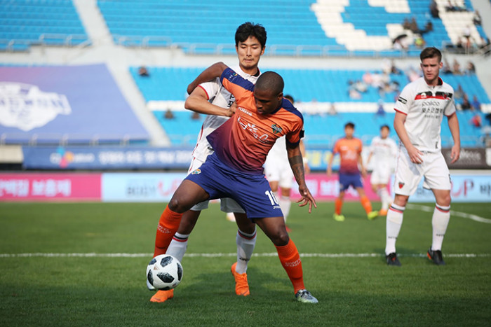 Soi kèo, dự đoán Gangwon vs Jeju, 18h00 ngày 25/7 – K-league 1