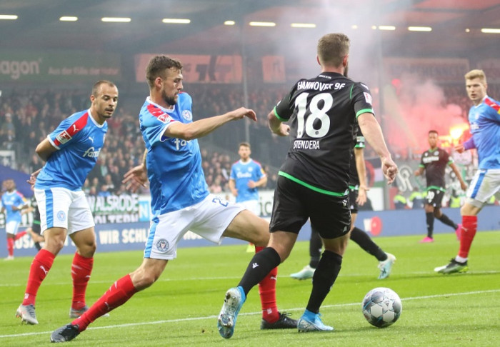 Soi kèo, dự đoán Hannover vs Kiel, 00h30 ngày 26/2 - Hạng hai Đức