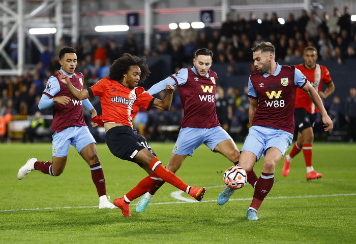 Soi kèo, dự đoán Luton vs Burnley, 02h00 ngày 13/8 – Hạng nhất Anh