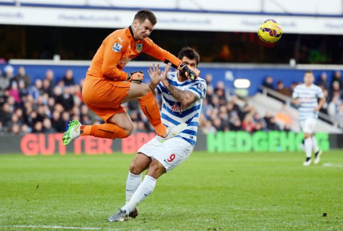 Soi kèo, dự đoán QPR vs Burnley, 20h00 ngày 11/12 - Hạng nhất Anh