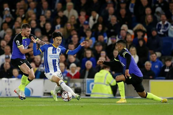 Soi kèo phạt góc Brighton vs Nottingham Forest, 01h30 ngày 19/10 - Ngoại Hạng Anh