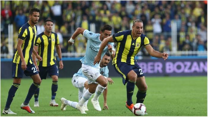 Soi kèo phạt góc Fenerbahce vs Istanbul, 00h45 ngày 12/6 - Cúp Thổ Nhĩ Kỳ