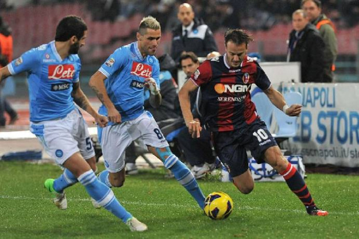 Soi kèo phạt góc Napoli vs Bologna, 01h45 ngày 29/10 - Serie A