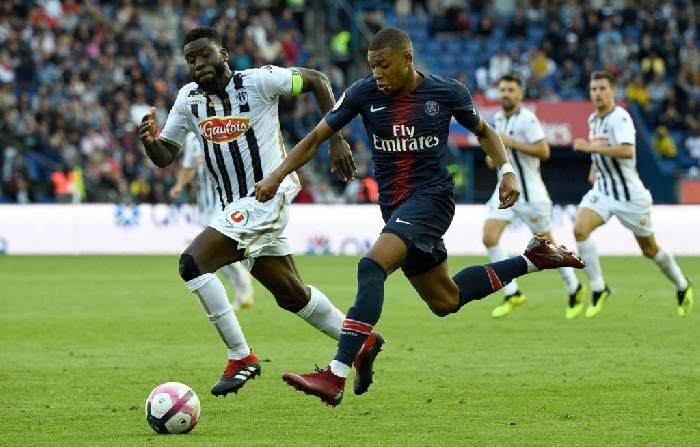 Soi kèo phạt góc PSG vs Angers, 02h00 ngày 16/10 - VĐQG Pháp