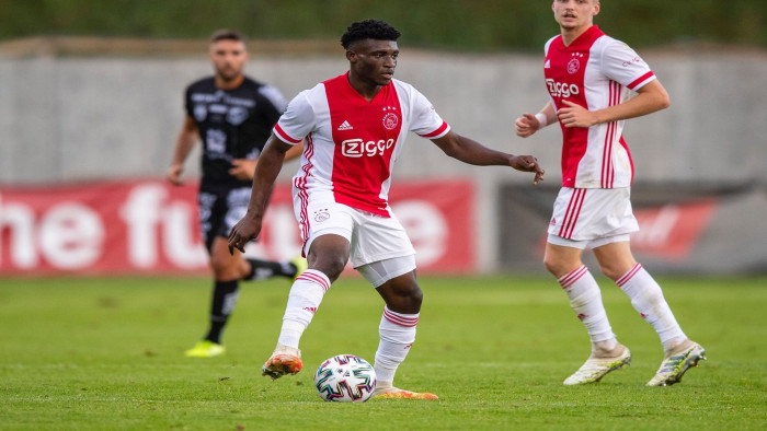 Soi kèo phạt góc Twente vs Ajax, 00h45 ngày 10/2 - Cúp QG Hà Lan