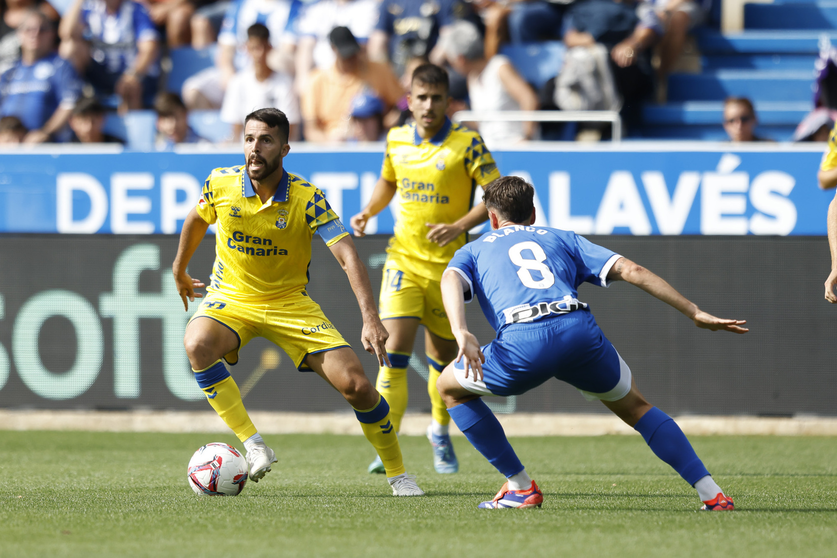 Soi kèo, dự đoán Las Palmas vs Alaves, 03h00 ngày 15/3 - VĐQG Tây Ban Nha